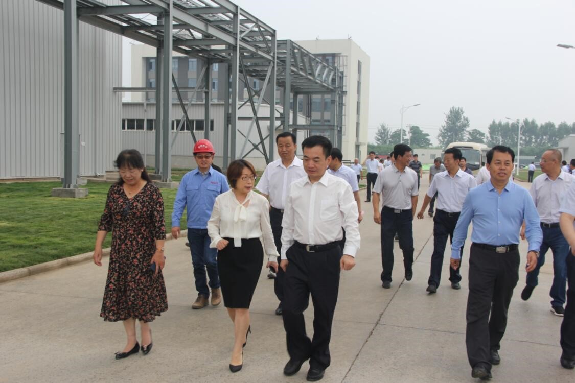 渭南市长李毅视察蒲城888集团科技新资料有限公司 渭南市长李毅视察蒲城888集团科技新资料有限公司