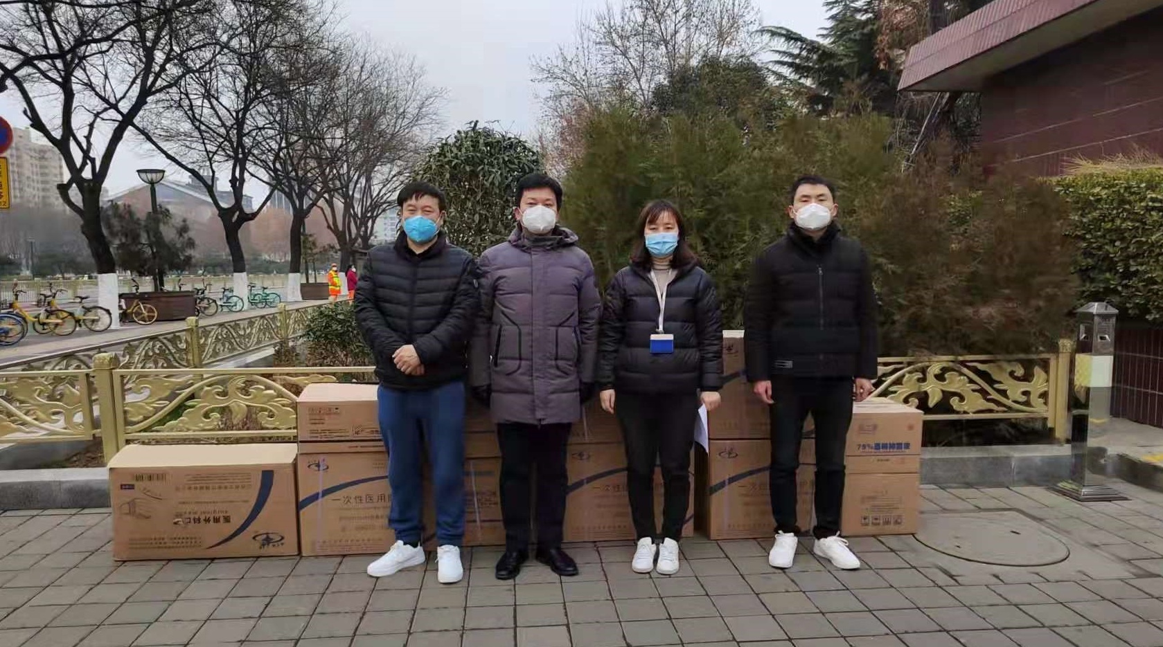 爱心贡献 情暖“疫”线 爱心贡献 情暖“疫”线